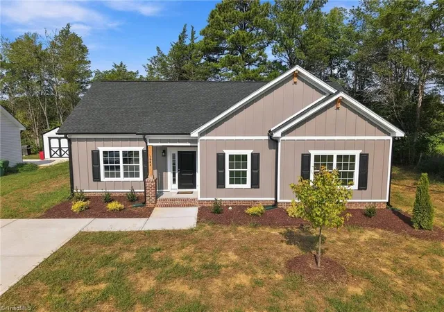 Photo 2 of Single family home for sale at 1004 Ivey Rd, Graham, NC 27253 | MLS# 1236500 | Listing updated on 2026-10-04
