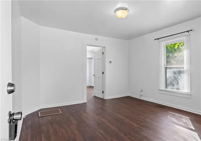 Photo 3 of Single family home for sale at 1013-1015 Broad St, Winston Salem, NC 27101 | MLS# 1234389 | Listing updated on 2026-10-15