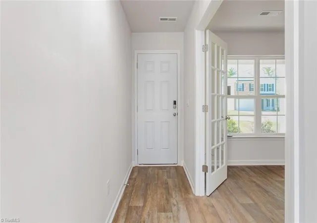 Photo 2 of Single family home for sale at 4803 Reedy Crk Farm Cir, Greensboro, NC 27405 | MLS# 1233578 | Listing updated on 2026-09-01