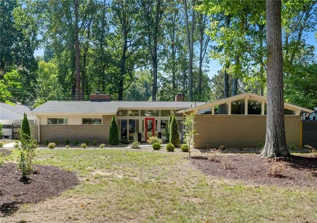 Photo 3 of Single family home for sale at 105 Falkener Dr, Greensboro, NC 27410 | MLS# 1234933 | Listing updated on 2026-10-03