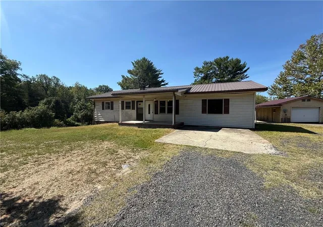 Photo 2 of Single family home for sale at 5170 Nc Hwy 700, Eden, NC 27288 | MLS# 1236108 | Listing updated on 2026-09-24