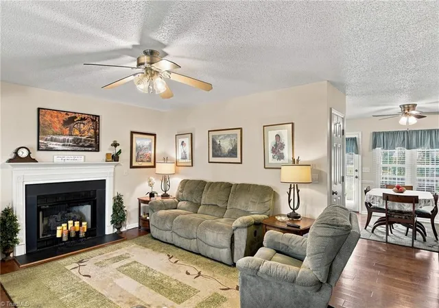 Photo 3 of Sale Pending at 6315 Hampton Knoll Rd, Clemmons, NC 27012 | MLS# 1234037 | Listing updated on 2026-09-14