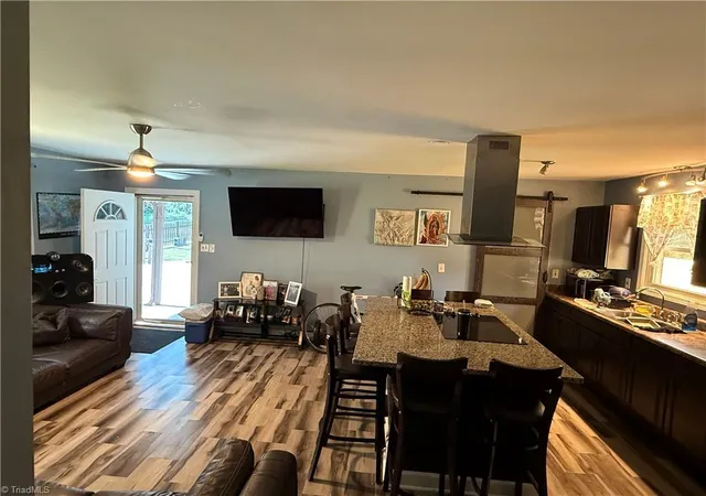 Photo 3 of Single family home for sale at 301 E State Ave, High Point, NC 27262 | MLS# 1234943 | Listing updated on 2026-09-09