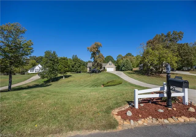 Photo 2 of Single family home for sale at 3139 Clear Ridge Dr, Trinity, NC 27370 | MLS# 1239303 | Listing updated on 2026-10-24