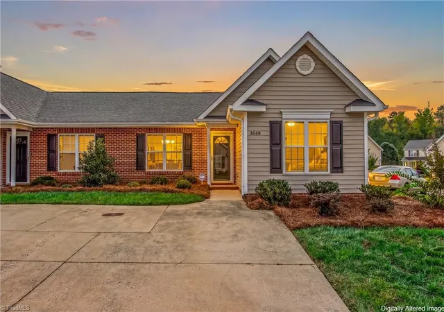 Photo 3 of Sale Pending at 3649 Rock Meadow Cir, High Point, NC 27265 | MLS# 1239309 | Listing updated on 2026-10-29