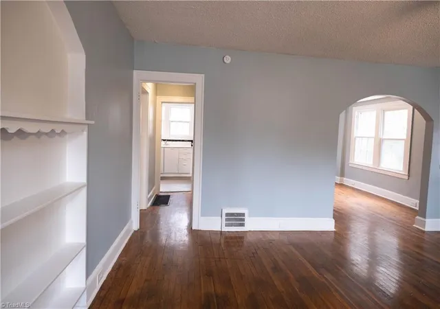 Photo 2 of Single family home for sale at 531 Polo Rd, Winston Salem, NC 27106 | MLS# 1239535 | Listing updated on 2026-10-29
