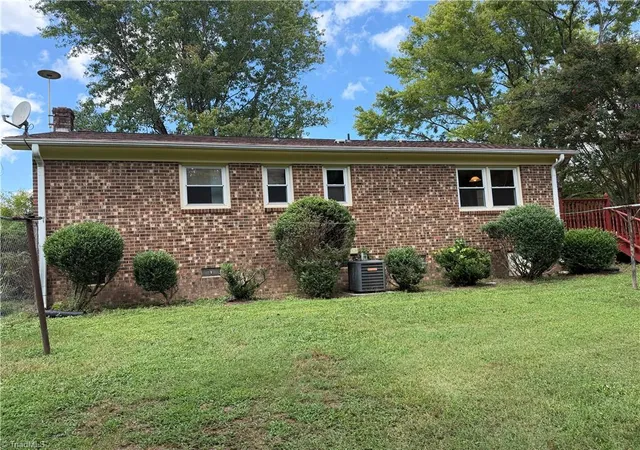 Photo 3 of Single family home for sale at 5264 Hopkins Rd, Browns Summit, NC 27214 | MLS# 1232938 | Listing updated on 2026-09-27