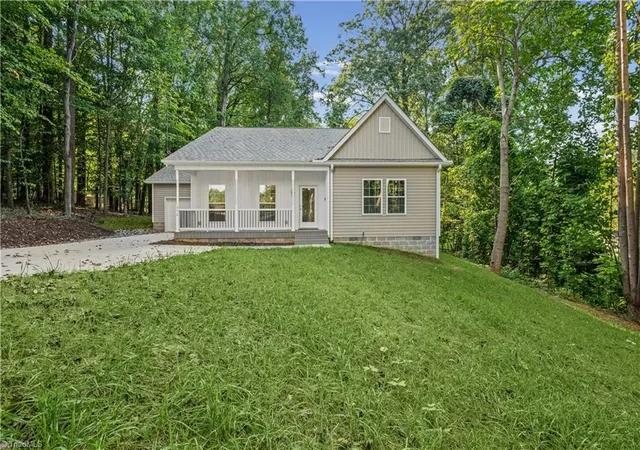 Photo 2 of Single family home for sale at 312 Della Dr, Winston Salem, NC 27105 | MLS# 1234461 | Listing updated on 2026-09-15