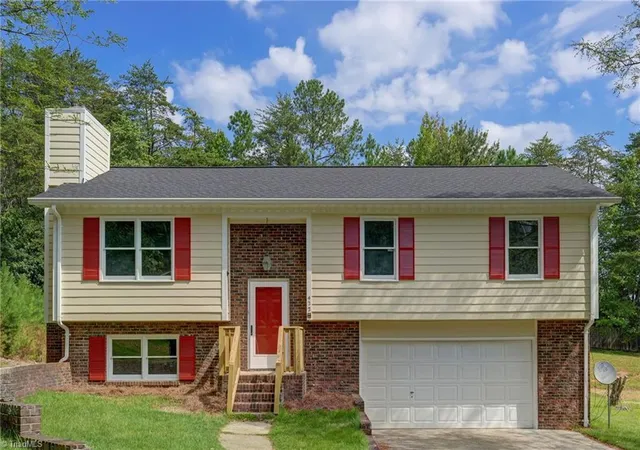 Photo 1 of Single family home for sale at 422 Cypress Dr, Reidsville, NC 27320 | MLS# 1235682 | Listing updated on 2026-09-15