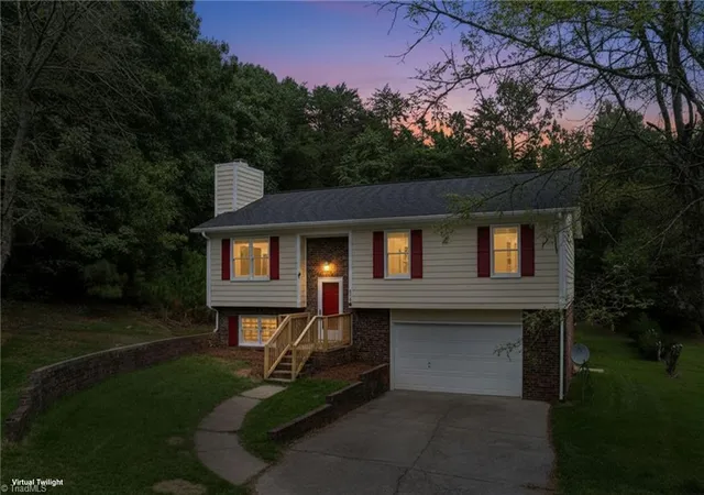 Photo 2 of Single family home for sale at 422 Cypress Dr, Reidsville, NC 27320 | MLS# 1235682 | Listing updated on 2026-09-15