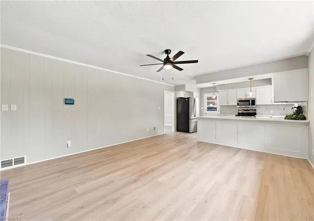 Photo 2 of Single family home for sale at 3539 New Walkertown Rd, Winston Salem, NC 27105 | MLS# 1234832 | Listing updated on 2026-09-16