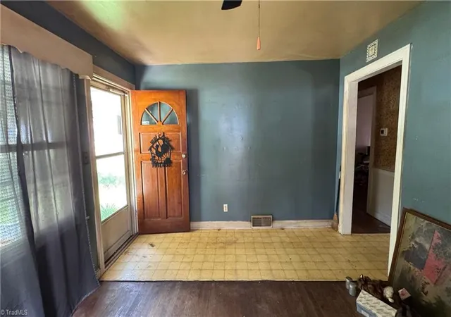 Photo 3 of Single family home for sale at 3357 Rosemont Ave, Winston Salem, NC 27127 | MLS# 1235952 | Listing updated on 2026-09-17