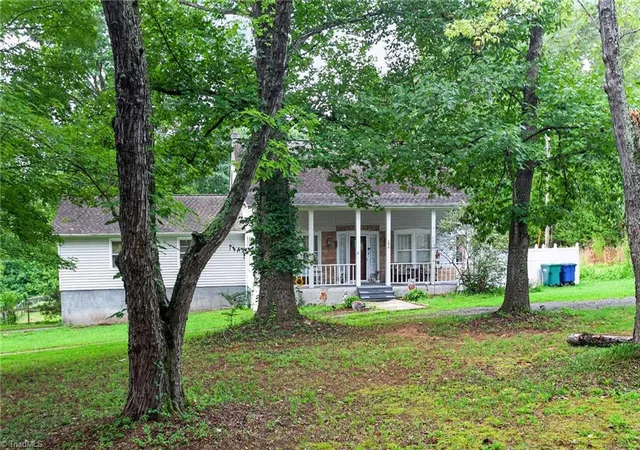 Photo 3 of Sale Pending at 290 Grady Rd, Reidsville, NC 27320 | MLS# 1234610 | Listing updated on 2026-09-08