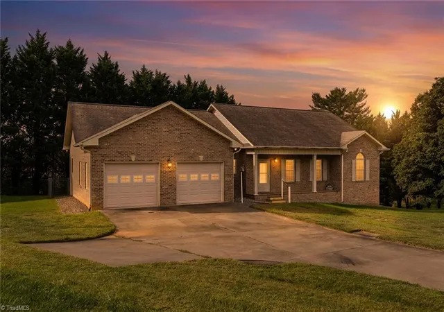 Single family home for sale at 198 Amber Ln, Wilkesboro, NC 28697 | MLS# 1238953