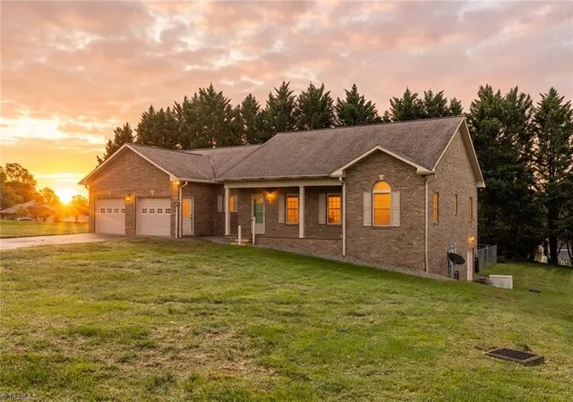 Photo 3 of Single family home for sale at 198 Amber Ln, Wilkesboro, NC 28697 | MLS# 1238953 | Listing updated on 2026-10-22