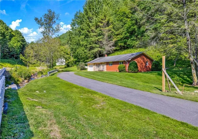 Photo 3 of Single family home for sale at 480 Roaring Frk Rd, Creston, NC 28615 | MLS# 1234766 | Listing updated on 2026-09-29