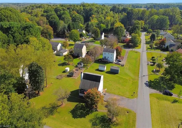 Photo 2 of Single family home for sale at 3130 Bethania Ridge Rd, Pfafftown, NC 27040 | MLS# 1239227 | Listing updated on 2026-10-17
