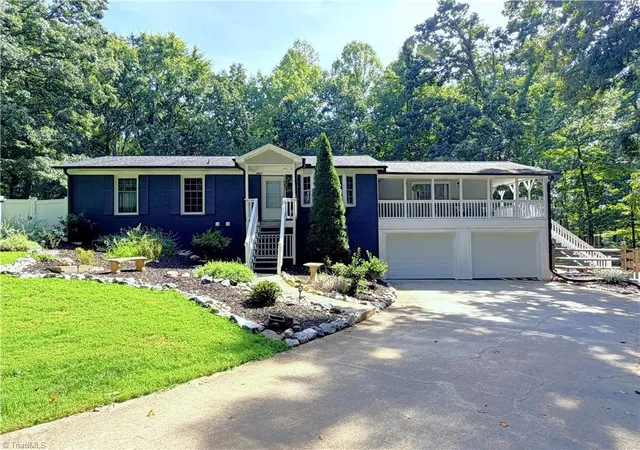 Photo 1 of Single family home for sale at 3950 Cole Ave, High Point, NC 27265 | MLS# 1235181 | Listing updated on 2026-09-14