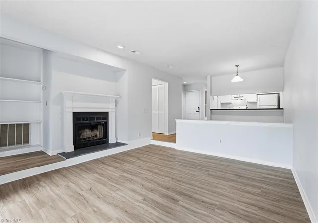 Photo 1 of Single family home for sale at 239 Oakwood Ct, Winston Salem, NC 27103 | MLS# 1238959 | Listing updated on 2026-10-18