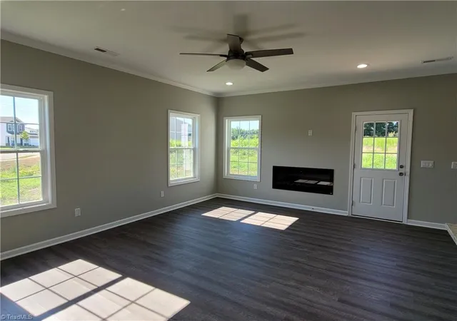 Photo 4 of Single family home for sale at 462 Everidge Rd, Winston Salem, NC 27103 | MLS# 1234293 | Listing updated on 2026-10-20