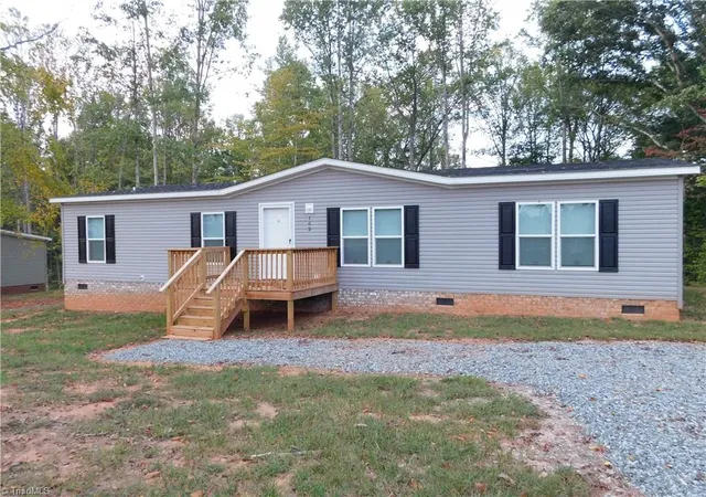 Manufactured home for sale at 162 Briar Crk Ests, Thomasville, NC 27360 | MLS# 1238269