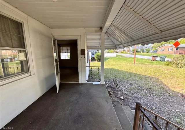 Photo 4 of Single family home for sale at 3804 Cameron Ave, Greensboro, NC 27401 | MLS# 1235050 | Listing updated on 2026-09-15