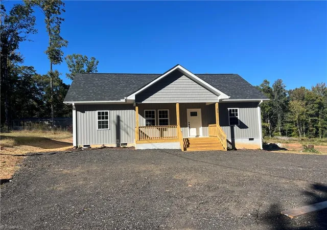 Photo 2 of Single family home for sale at 663 Ave K, Lexington, NC 27292 | MLS# 1238277 | Listing updated on 2026-10-27
