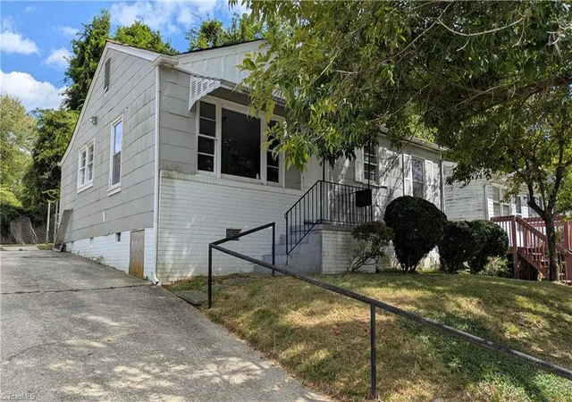 Photo 1 of Sale Pending at 1438 Hamilton St, High Point, NC 27262 | MLS# 1235342 | Listing updated on 2026-09-16