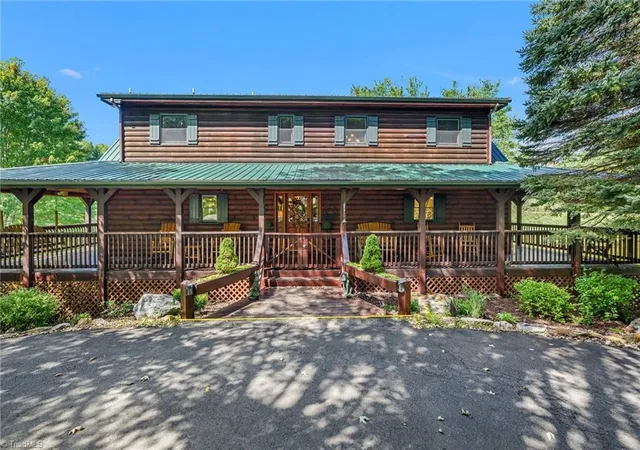 Photo 3 of Single family home for sale at 60 Running Doe Way, Piney Creek, NC 28663 | MLS# 1235731 | Listing updated on 2026-10-13