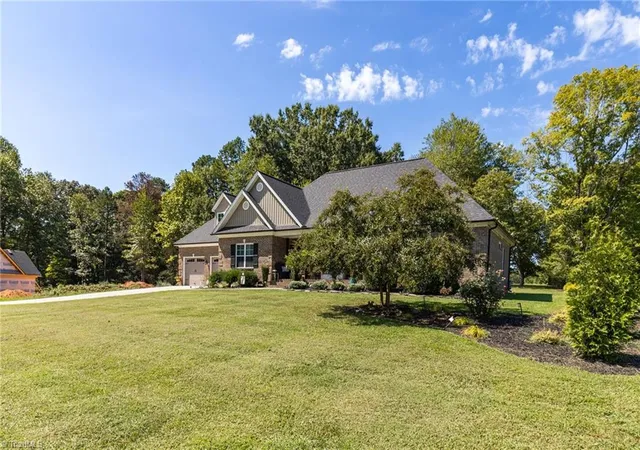 Photo 2 of Single family home for sale at 176 Channy Ln, Lexington, NC 27295 | MLS# 1236337 | Listing updated on 2026-09-29