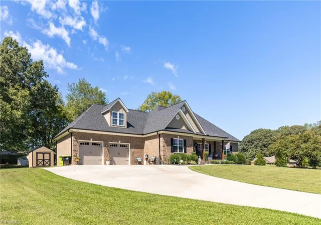 Photo 3 of Single family home for sale at 176 Channy Ln, Lexington, NC 27295 | MLS# 1236337 | Listing updated on 2026-09-29