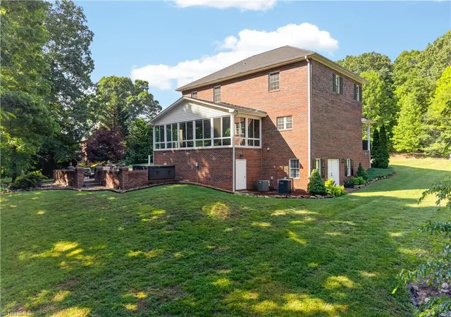 Photo 3 of Single family home for sale at 1380 Ridgewood Cir, Asheboro, NC 27203 | MLS# 1234800 | Listing updated on 2026-09-07