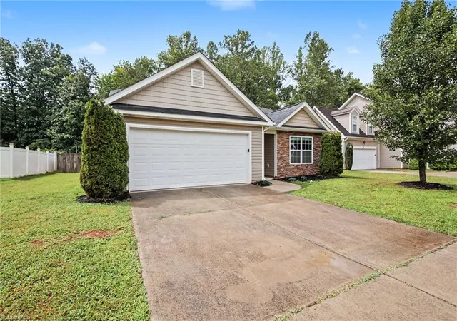 Photo 2 of Single family home for sale at 1522 Weatherend Dr, Rural Hall, NC 27045 | MLS# 1233379 | Listing updated on 2026-09-01