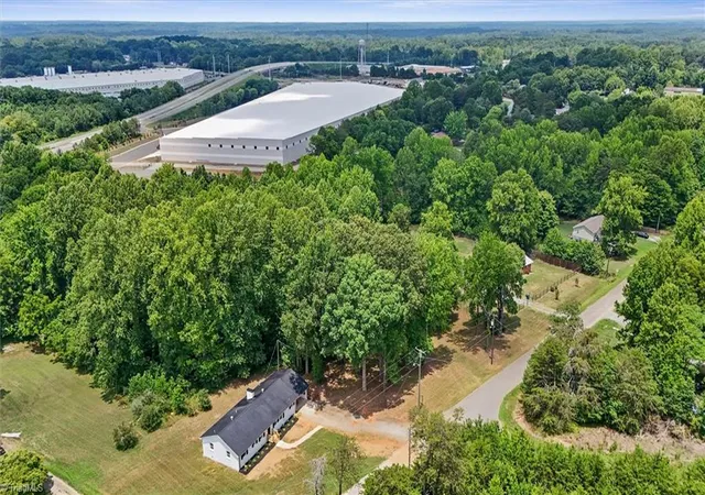 Photo 3 of Single family home for sale at 426 Fitch Dr, Mebane, NC 27302 | MLS# 1233945 | Listing updated on 2026-09-02