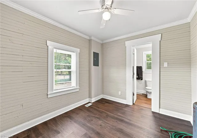 Photo 4 of Single family home for sale at 1450 Baldwin Branch Church Rd, Elizabethtown, NC 28337 | MLS# 1234582 | Listing updated on 2026-10-11