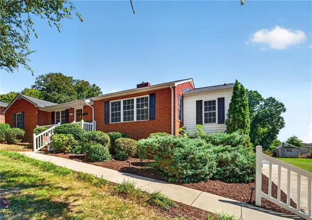 Photo 3 of Single family home for sale at 1027 Shamrock Rd, Asheboro, NC 27203 | MLS# 1235661 | Listing updated on 2026-09-25