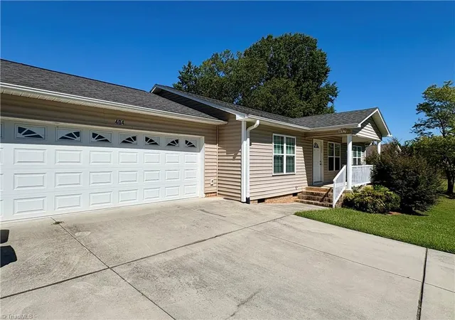 Photo 3 of Sale Pending at 404 Trindale Rd, Archdale, NC 27263 | MLS# 1235226 | Listing updated on 2026-09-15