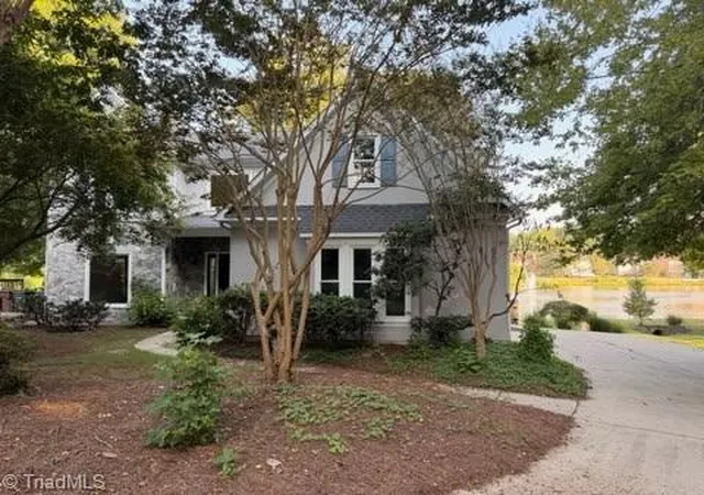 Photo 1 of Single family home for sale at 5305 Coveview Ct, Greensboro, NC 27407 | MLS# 1234763 | Listing updated on 2026-09-15