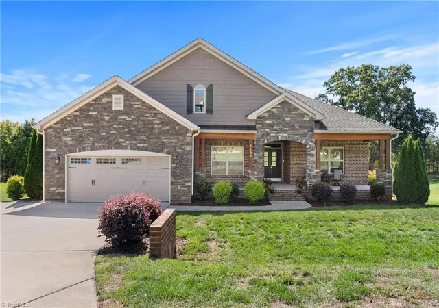 Photo 3 of Single family home for sale at 8107 Ridgeback Ct, Stokesdale, NC 27357 | MLS# 1238920 | Listing updated on 2026-10-29