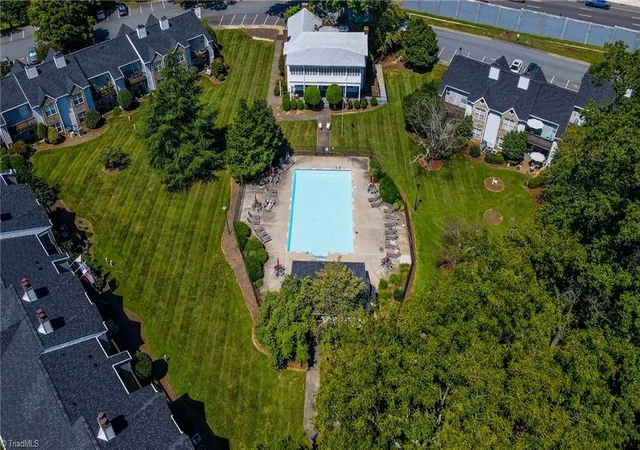Photo 3 of Single family home for sale at 7228 Riverview Knoll Ct, Clemmons, NC 27012 | MLS# 1234418 | Listing updated on 2026-09-03
