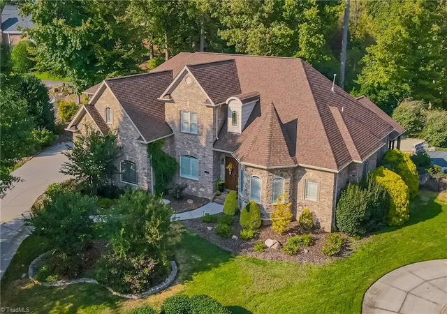 Photo 1 of Mansion for sale at 122 Salem Village Ct, Clemmons, NC 27012 | MLS# 1239775 | Listing updated on 2026-10-22