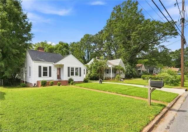 Photo 3 of Single family home for sale at 1117 Northwood St, Greensboro, NC 27408 | MLS# 1235262 | Listing updated on 2026-09-11