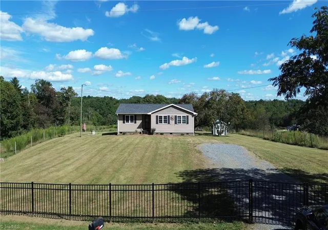 Photo 3 of Single family home for sale at 605 Liberty School Rd, State Road, NC 28676 | MLS# 1236600 | Listing updated on 2026-10-05