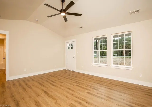 Photo 2 of Single family home for sale at 1047 W Holly Hl Rd, Thomasville, NC 27360 | MLS# 1235140 | Listing updated on 2026-09-24
