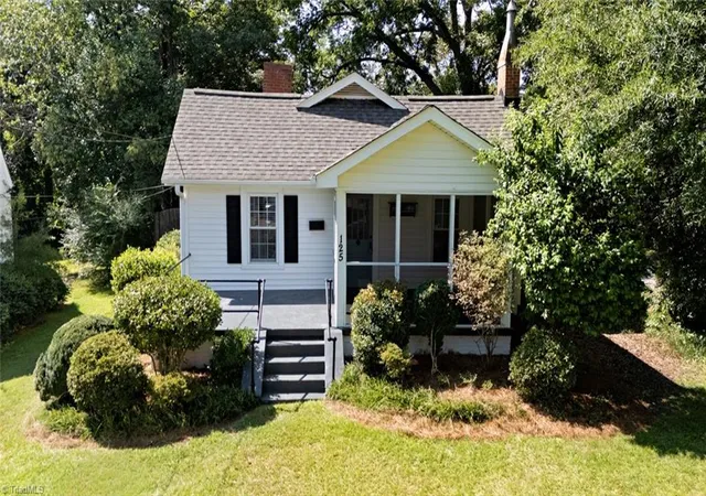 Photo 2 of Single family home for sale at 125 Tarpley St, Burlington, NC 27215 | MLS# 1235387 | Listing updated on 2026-09-27