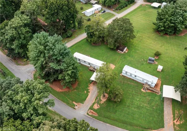 Photo 3 of Manufactured home for sale at 7410 Olin Rd, Pfafftown, NC 27040 | MLS# 1236129 | Listing updated on 2026-09-19