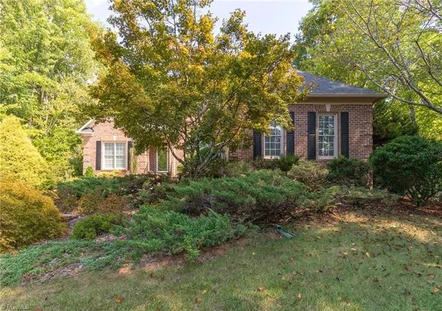 Photo 2 of Sale Pending at 2704 Currieton Ct, Oak Ridge, NC 27310 | MLS# 1235486 | Listing updated on 2026-09-20