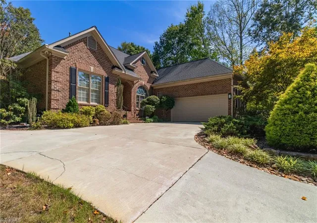 Photo 3 of Sale Pending at 2704 Currieton Ct, Oak Ridge, NC 27310 | MLS# 1235486 | Listing updated on 2026-09-20
