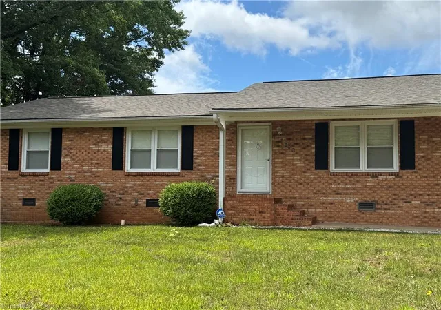 Photo 1 of Sale Pending at 106 Ellington Ave, Lexington, NC 27292 | MLS# 1239356 | Listing updated on 2026-10-28