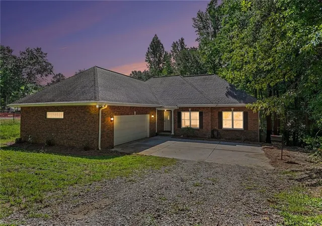 Single family home for sale at 8271 Long Is Rd, Catawba, NC 28609 | MLS# 1234742